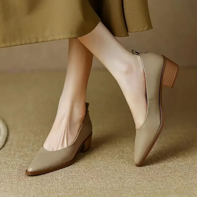 Helen | Classic Pumps